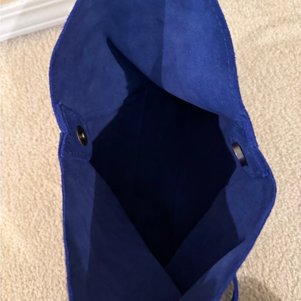 Portland Leather Naomi Shoulder/Crossbody Bag, Blue Suede, Small - Picture 3 of 3